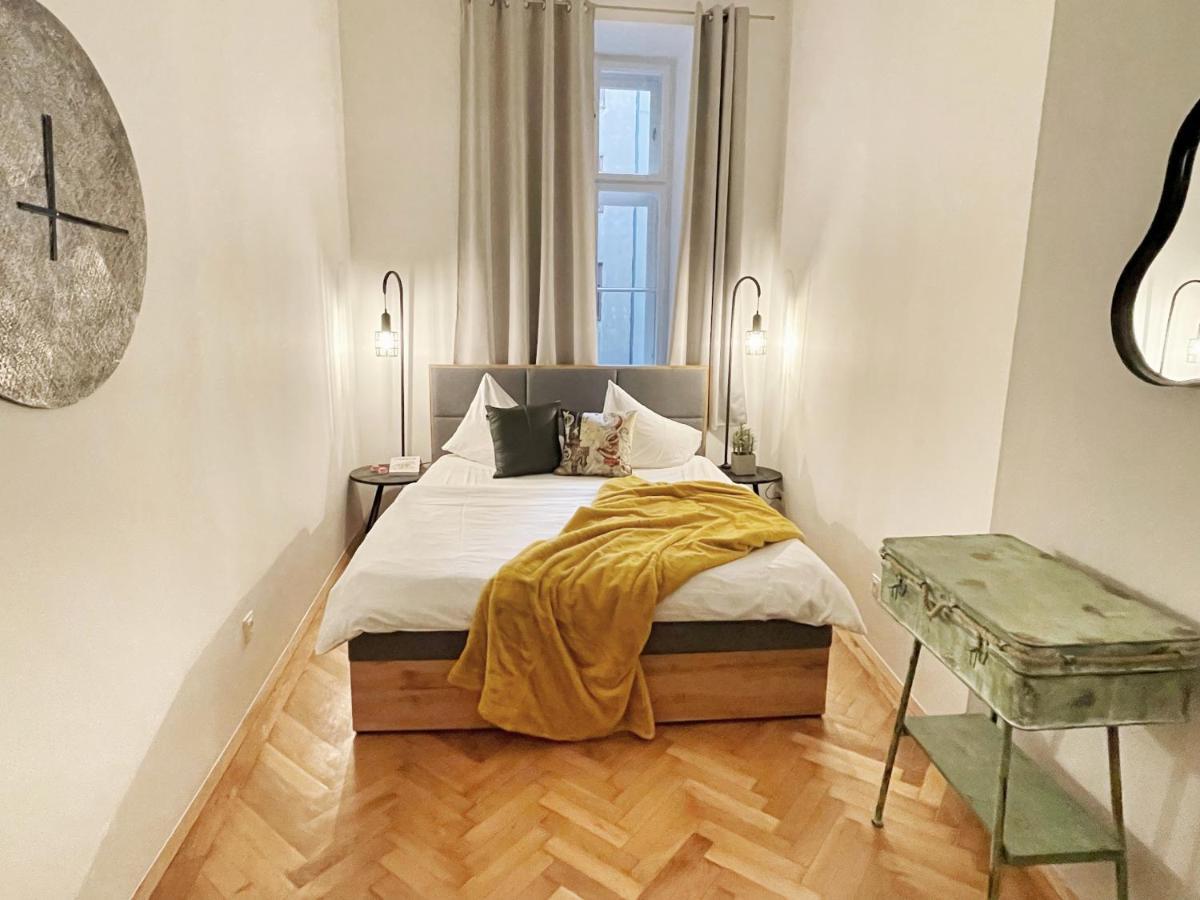 Loft2be, Loft For 8 Apartamento *